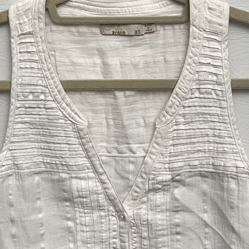 Prana Nieves White Organic Cotton Textured Button-Down Blouse Tank XS - Picture 4 of 14